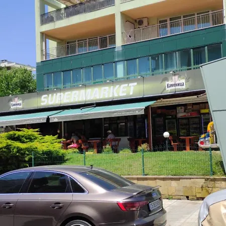 Sun & Sea Daire Sunny Beach