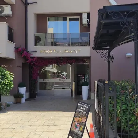 Sun & Sea ساني بيتش